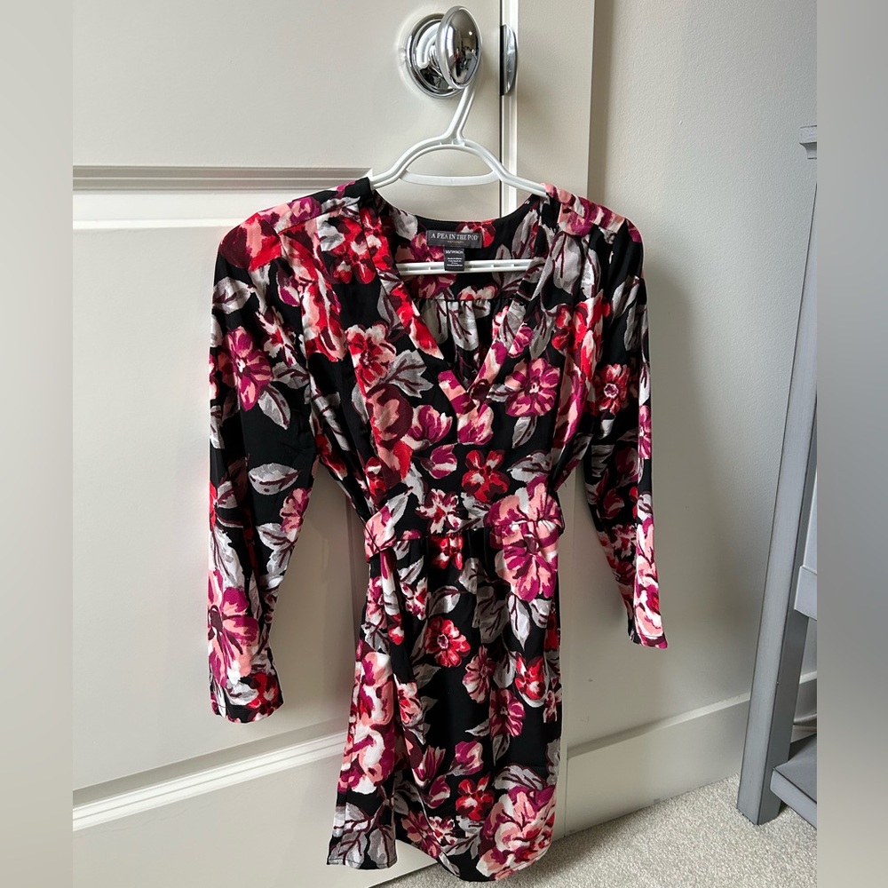 A Pea in the Pod Maternity Blouse